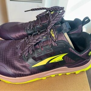 Altra Womens Purple Running Shoes 9.5